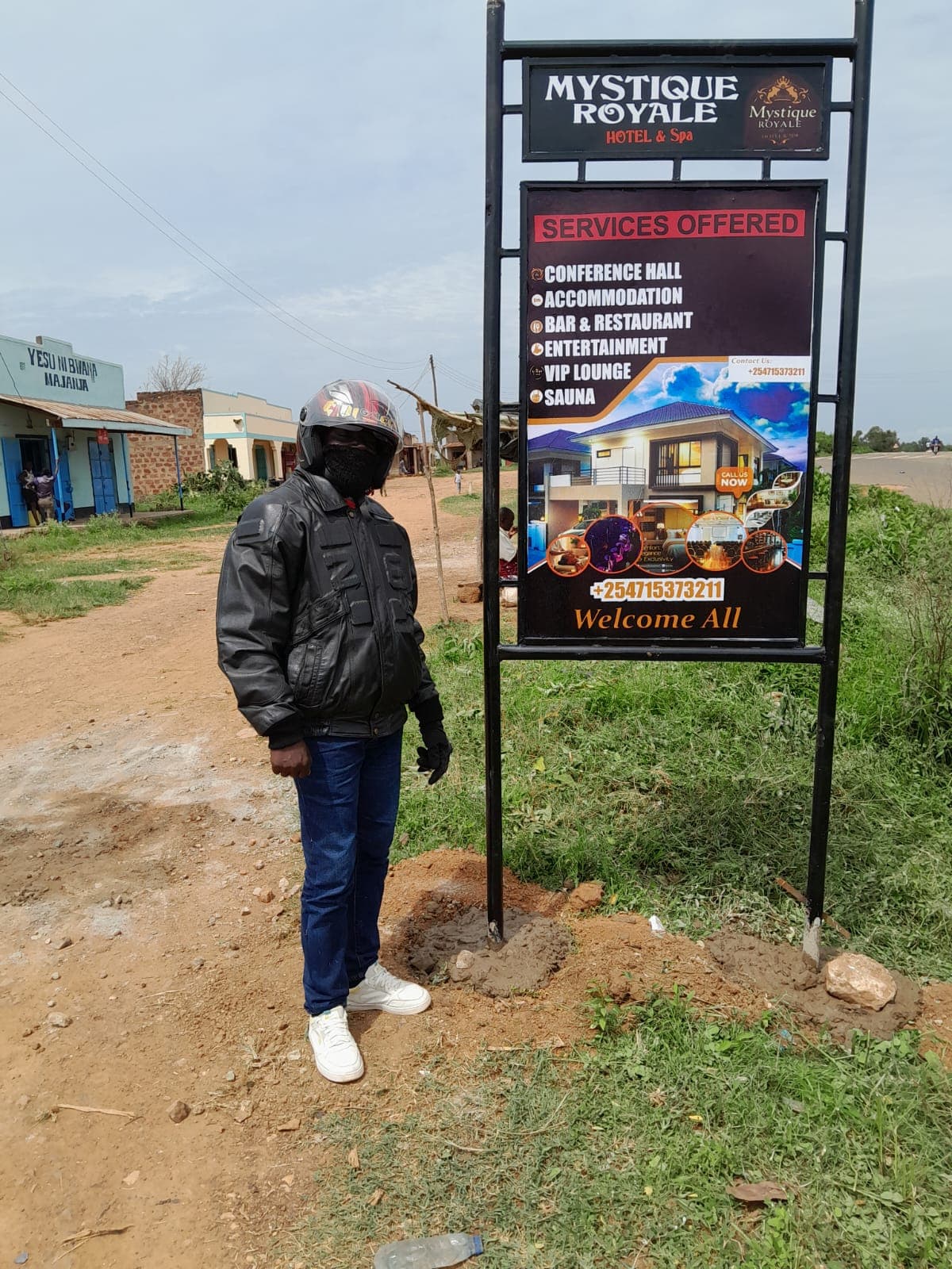 Mystique Royale Hotel & Spa — Signboard